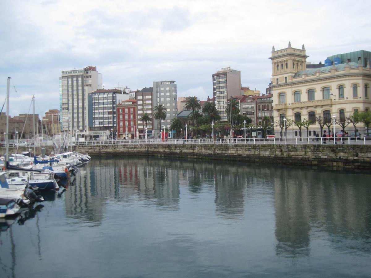 Апартаменты Puerto Deportivo Centro - Wifi Хихон Экстерьер фото